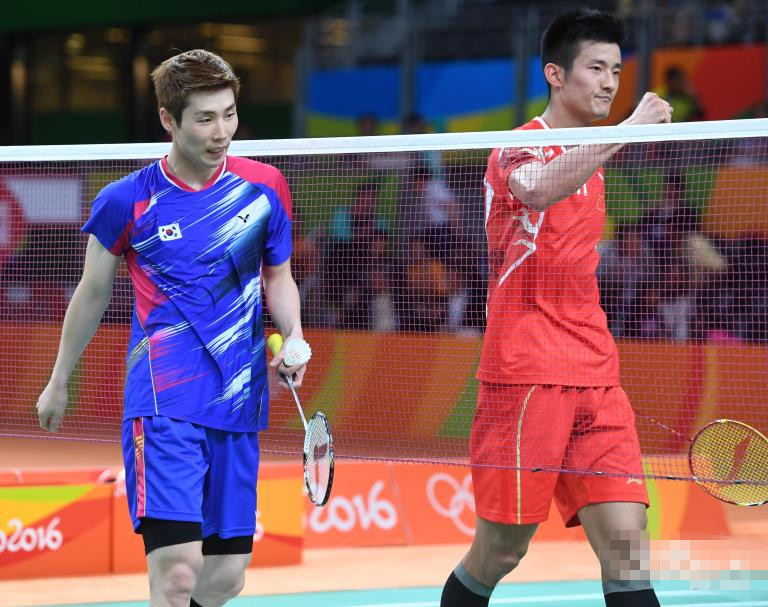 在雪道上翱 在雪道上翱